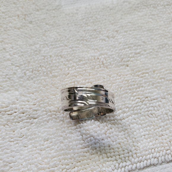 Solid silver ring - Picture 4 of 5